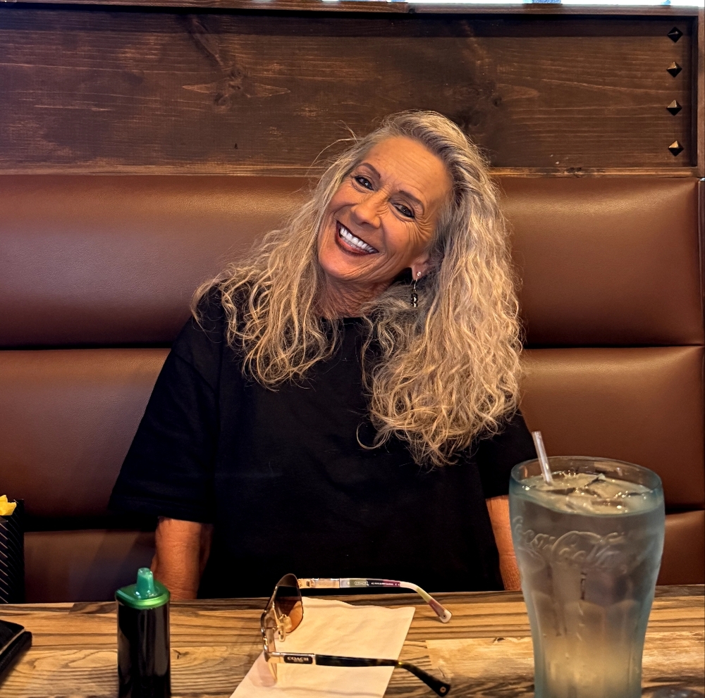 Meet your Posher, Brenda